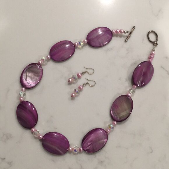 Iridescent Pink Stone Necklace Set - Picture 1 of 1